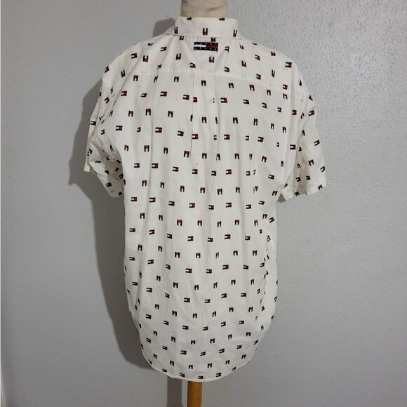 Tommy Hilfiger shirt - Picture 2 of 8